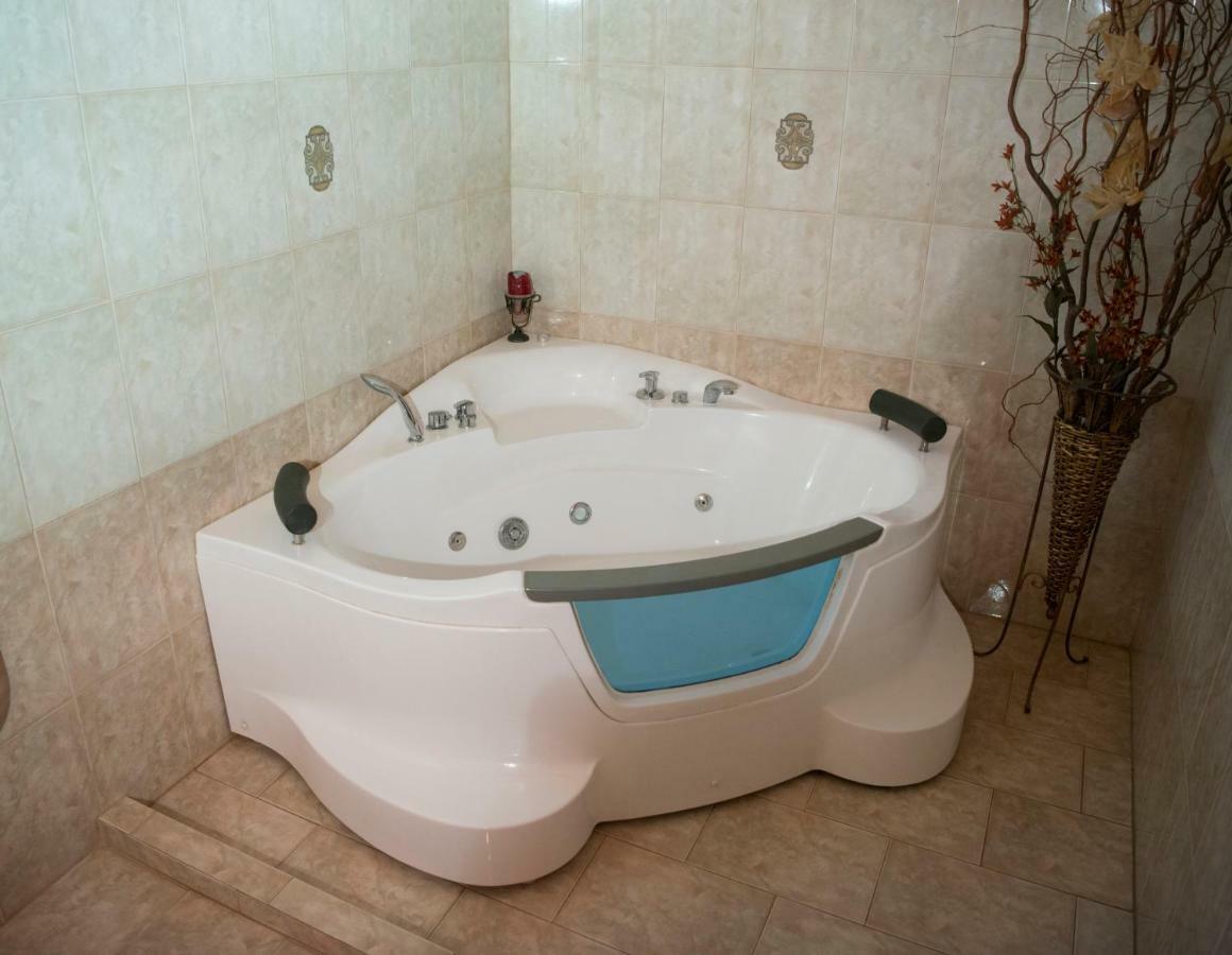 Guesthouse Platon Орма Екстер'єр фото